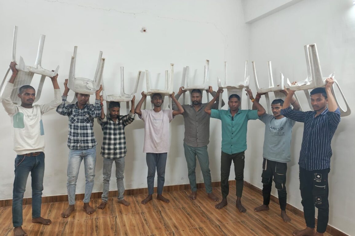 भोरमदेव महोत्सव में उपद्रव: कुर्सी चोरी और तोड़फोड़ करने वालों पर पुलिस का शिकंजा, 14 गिरफ्तार, अन्य की तलाश जारी