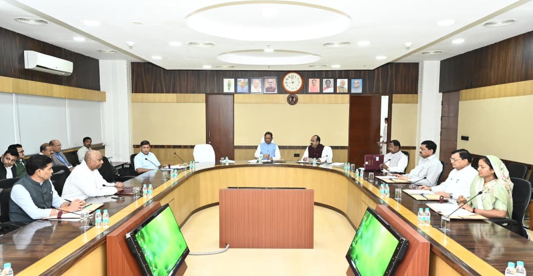 छत्तीसगढ़ कैबिनेट बैठक: रेत माफिया पर कसा शिकंजा, नई रेत नीति 2025 को मंजूरी