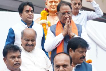 मुख्यमंत्री विष्णु देव साय ने अटल बिहारी वाजपेयी की पुण्यतिथि पर दी श्रद्धांजलि, कहा – छत्तीसगढ़ की पहचान अटल जी की देन