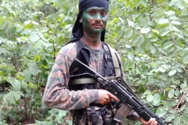 मुख्यमंत्री विष्णुदेव साय ने बीजापुर में नक्सली आईईडी ब्लास्ट में शहीद जवान को दी श्रद्धांजलि