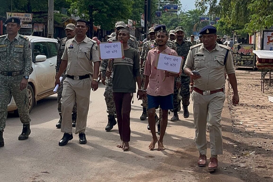 पुलिस की बड़ी सफलता: दो चोर और रिसीवर गिरफ्तार, चोरी का संपूर्ण माल बरामद