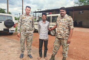 अवैध शराब तस्करी पर कबीरधाम पुलिस की बड़ी कार्रवाई – आरोपी गिरफ्तार, 32 पाव देशी शराब जब्त