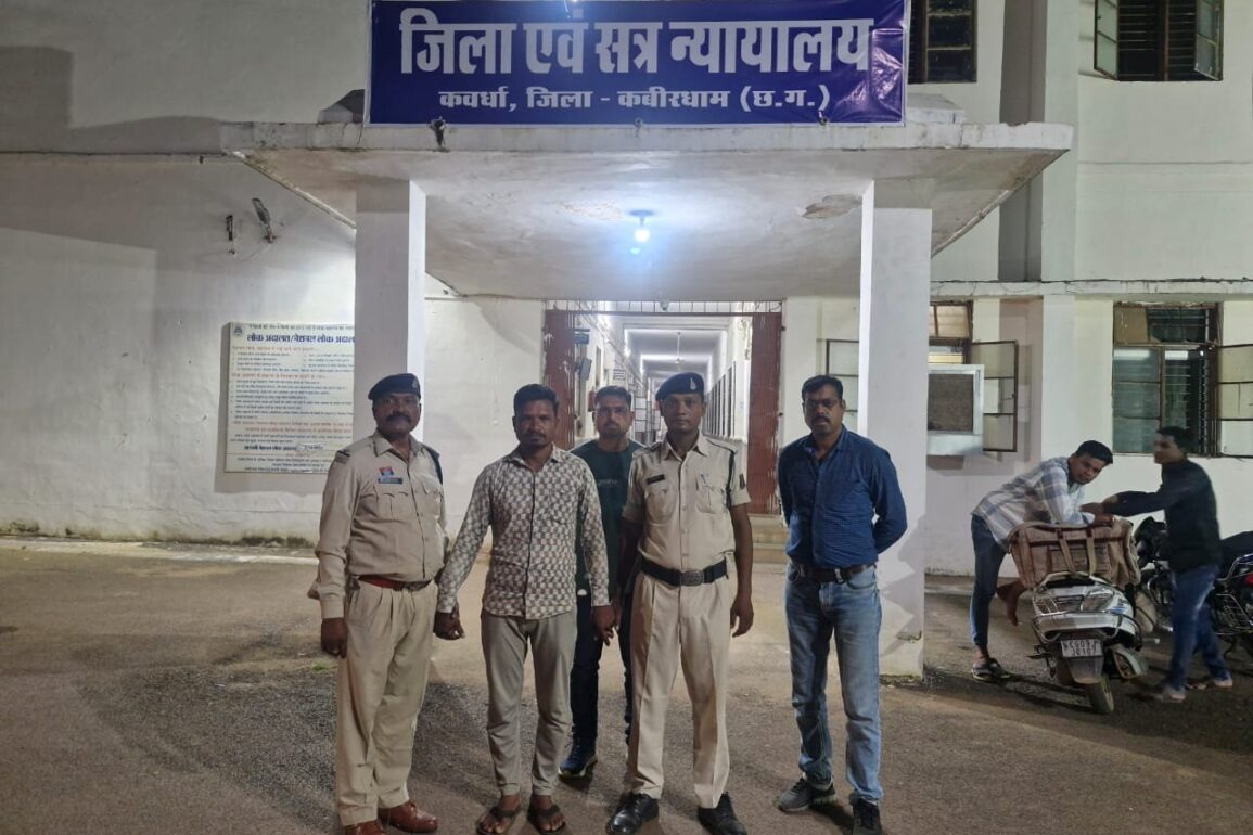 1 करोड़ 84 लाख की ठगी करने वाला 9 साल से फरार आरोपी गिरफ्तार