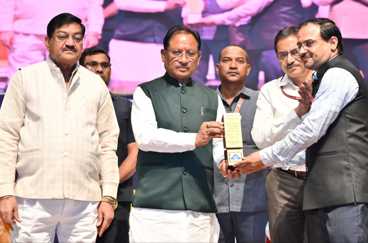 विश्व मानक दिवस पर मुख्यमंत्री ने दिलाई गुणवत्ता शपथ, कहा — हर क्षेत्र में पारदर्शिता, उपभोक्ता अधिकार और नवाचार 