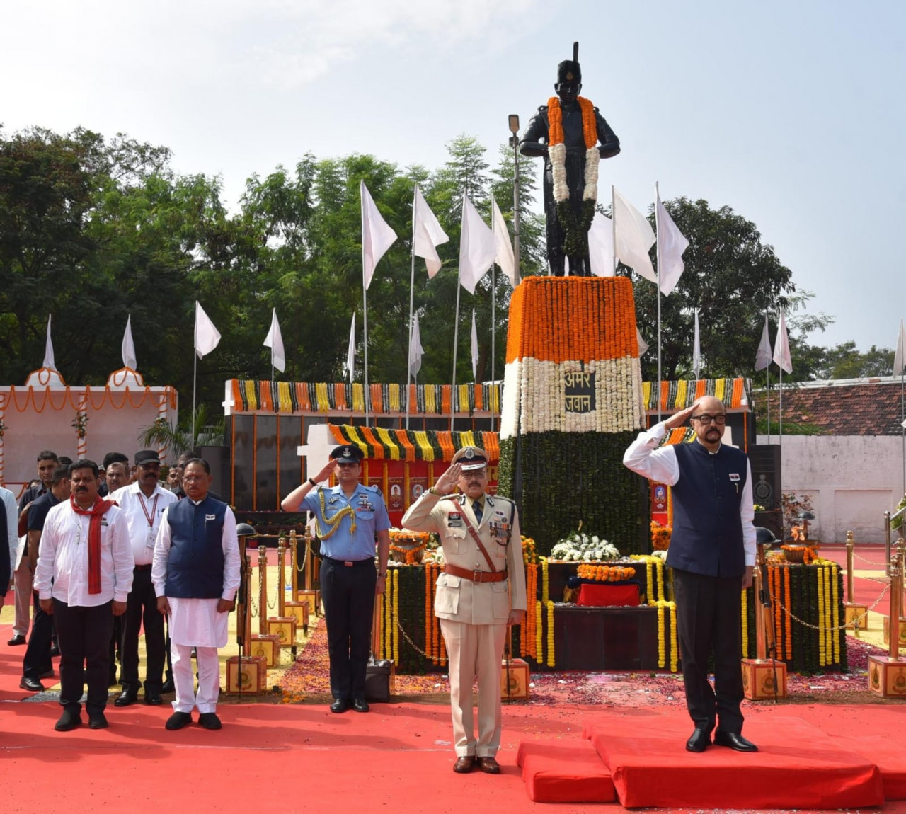 शहीद जवानों का बलिदान हमें कर्तव्य, अनुशासन और समर्पण की सतत प्रेरणा देता रहेगा – राज्यपाल श्री रमेन डेका