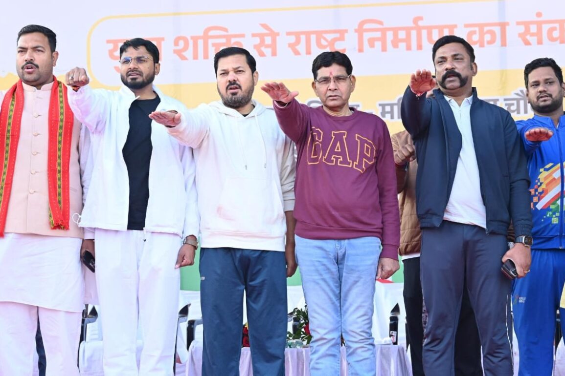 राष्ट्रीय युवा दिवस पर रायपुर में ‘स्वदेशी संकल्प दौड़’, युवाओं ने लिया राष्ट्र निर्माण का संकल्प
