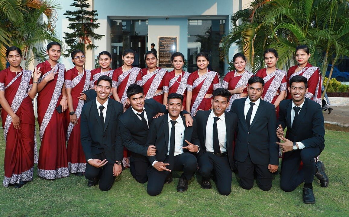 छत्तीसगढ़ के युवाओं के लिए सुनहरा अवसर, ओबेरॉय व हयात जैसे राष्ट्रीय स्तर के संस्थानों में मिलेगा कार्य करने का मौका, 80 सीटों के लिए ऑनलाइन आवेदन 25 जनवरी तक आमंत्रित