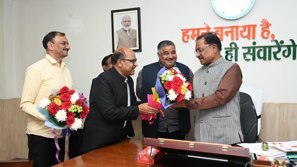 राजिम कुंभ कल्प 2026 : पर्यटन एवं संस्कृति मंत्री राजेश अग्रवाल ने मुख्यमंत्री विष्णुदेव साय को किया आमंत्रित