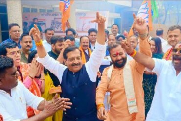 नबीन के राष्ट्रीय अध्यक्ष बनने पर BJP में हर्ष, एकात्म परिसर एवं कुशाभाऊ ठाकरे परिसर में जश्न का माहौल