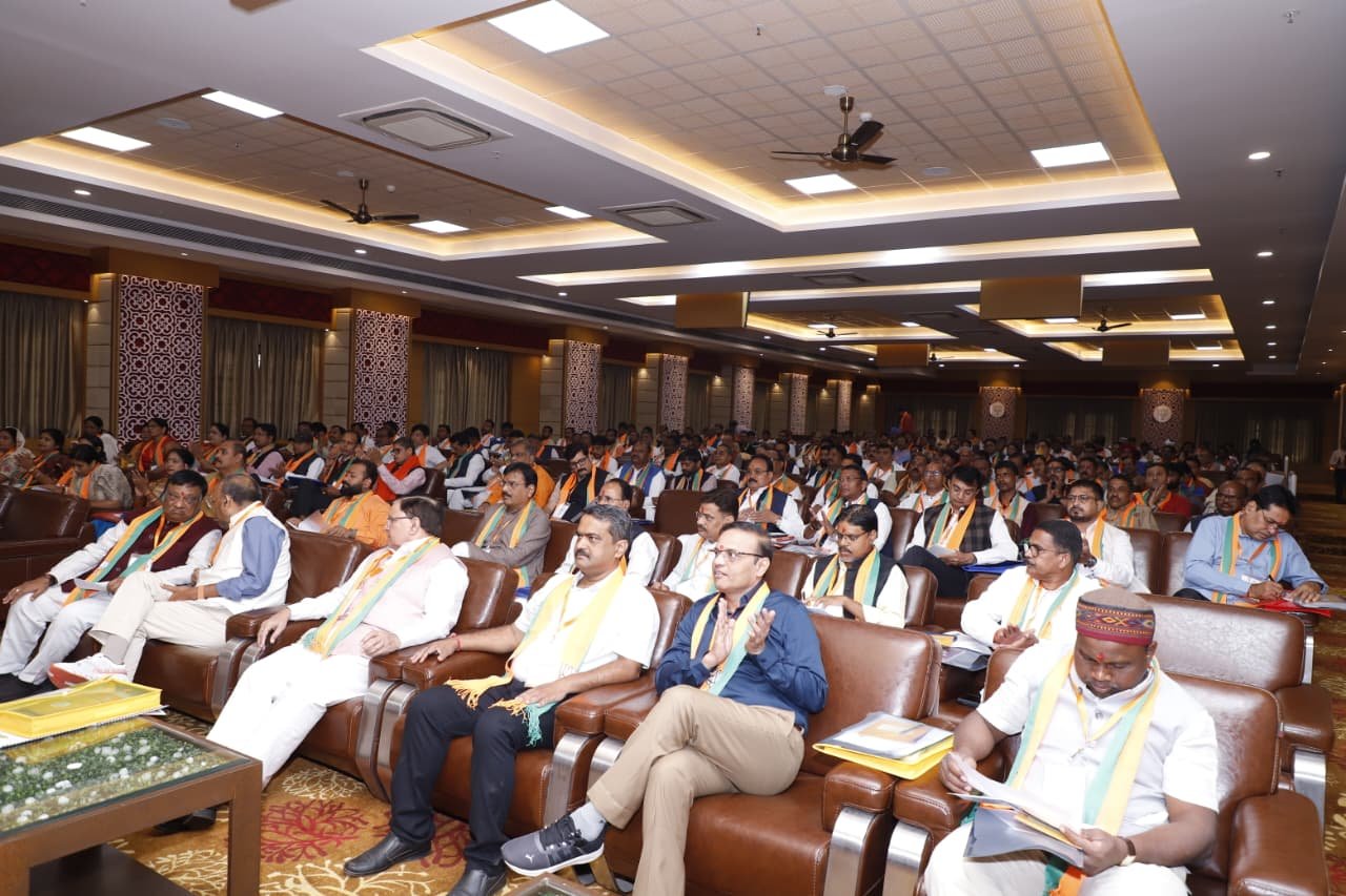 BJP Training Campaign: वैचारिक अधिष्ठान के लिए प्रशिक्षण जरूरी : पटेल 6 IMG 20260217 WA0043