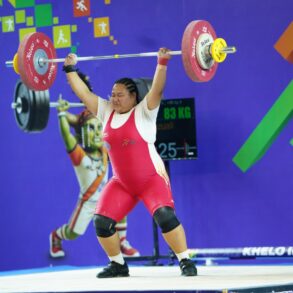 खेलो इंडिया ट्राइबल गेम्स 2026 : महिला 86+ किग्रा वेटलिफ्टिंग में मिजोरम की ज़ोसांगज़ुआली ने जीता स्वर्ण, असम की पिंकी बोरो को रजत और मध्यप्रदेश की गुंजन उइके को कांस्य